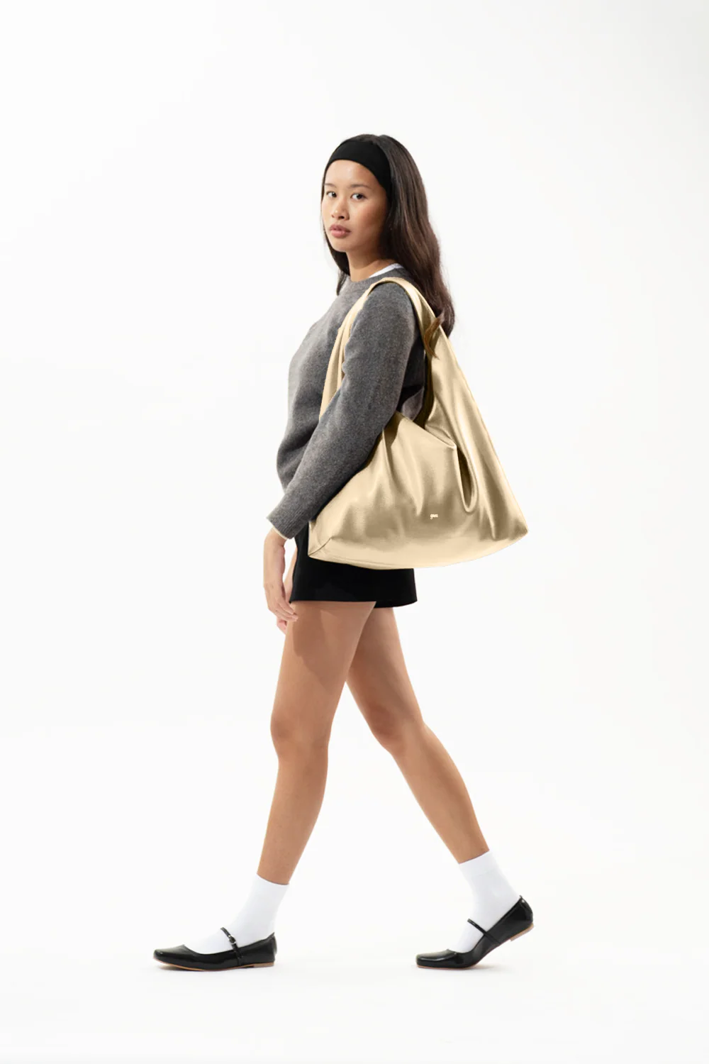 Large Hobo Bag in Gold (Heavy Pebbled) - Image 2