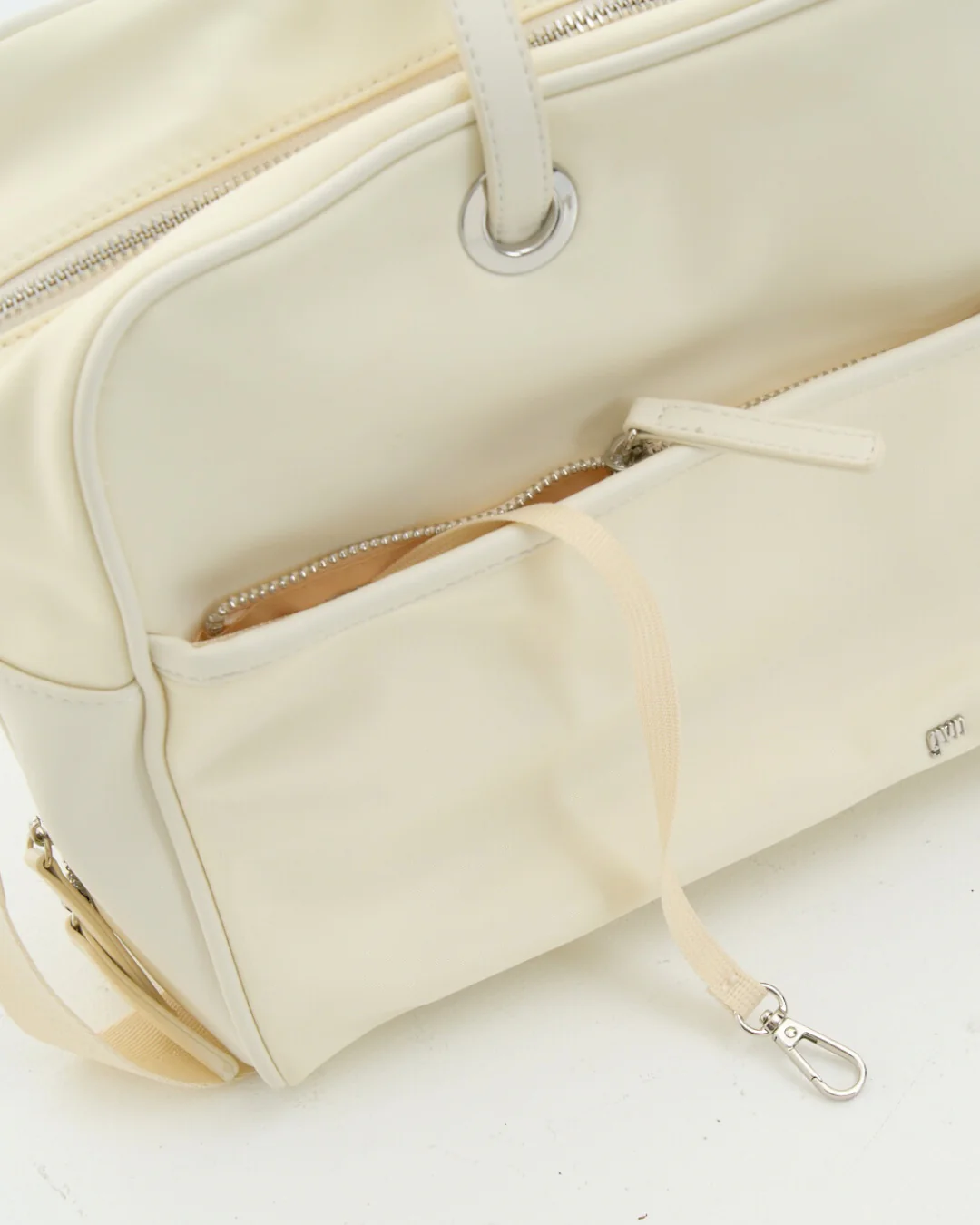 Limited Edition: Shape x GVN Bag in Ash - Image 5